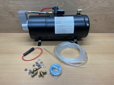 Lucht compressor 12 volt met tank 3 liter.