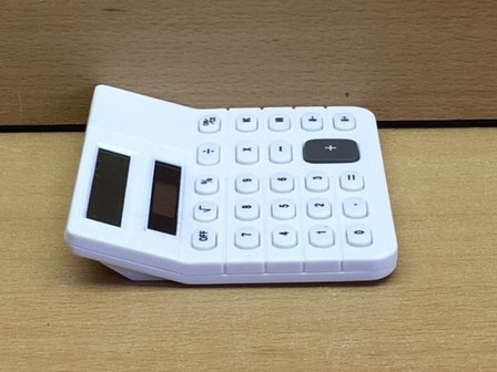 Calculator (rekenmachine) op zonne-energie.