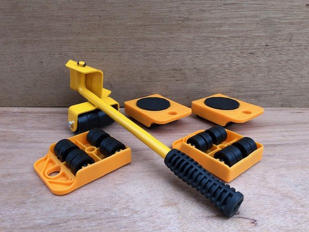 Meubel rollerset met hefboom.