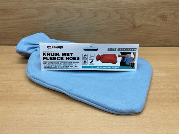 Kruik met fleece hoes blauw 2l.