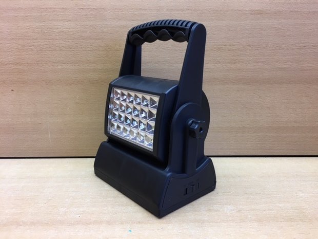 Werk- hobbylamp 24 led's op batterijen.